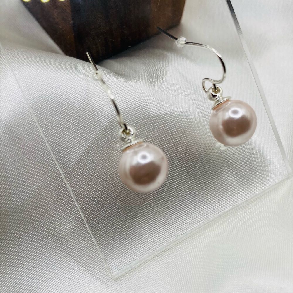 Elegant Pearl Drop Earrings